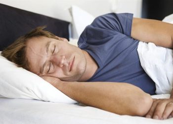 نوستنی کەمتر لە شەش کاتژمێر مەترسیدارە