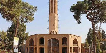 باخی دەوڵەت ئاوای یەزد لە ئێران