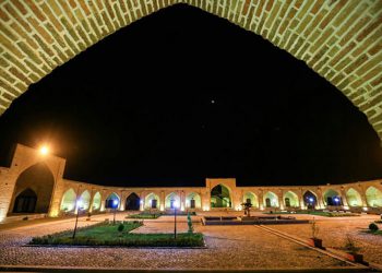 کاروانسەرای شاعەباسی بێستون لە پارێزگای کرماشان ی ئێران