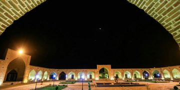 کاروانسەرای شاعەباسی بێستون لە پارێزگای کرماشان ی ئێران