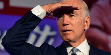 بایدن شکستی سیاسەتی زیاترکردنی گوشارەکانی لە دژی ئێران ڕاگەیاند