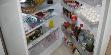 چەند خواردنێک کە پێش نوستن زیانیان هەیە