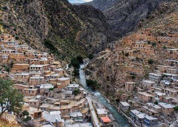 پاڵنگان، گوندە پڕ ڕەمز و ڕازەکەی کوردستانی ئێران