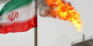 ئێران 69 ملیۆن بەرمیل نەوتی ئامادەی بۆ هەناردە کردن هەیە