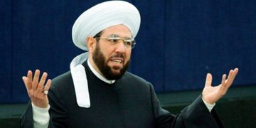 موفتی سوریا: ئێران بە داخستنی باڵیۆزخانەی ئیسرائیل وەفاداری خۆیی بە دۆسیەی فەڵەستین نیشاندا