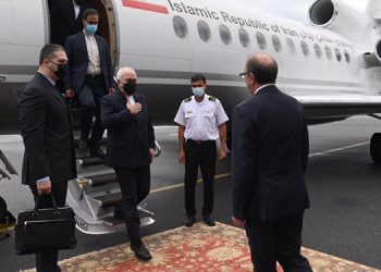 زەریف لە ئەرمینیایە