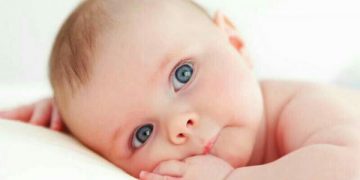 چۆن ڕێگری لە سکچون و ڕشانەوەی منداڵ بکەین؟