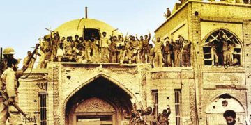 ئازادی خوڕەمشار، لاپەڕەیەکی زێڕین لە مێژووی ئێرانی ئیسلامی