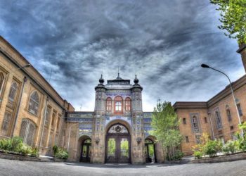 گۆڕەپانی مەشقی تاران، ئەو گۆڕەپانەی کە بووە یەکەم فڕۆکەخانەی ئێران