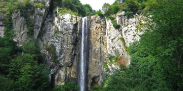 تاڤگەی لاتون