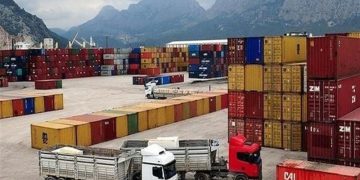 ئاماری هەناردە و هاوردەی ئێران لە بەهاری ئەمساڵ بڵاو کرایەوە / هەناردەی نانەوتی لە سەدا 69 بەرز بووەتەوە