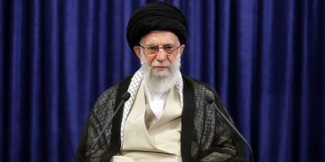 شۆڕشی ئیسلامی ئێران سەرەڕای پیلانی دوژمنان دەسکەوتی زۆری هەبووە و بە سەر کێشەکاندا زاڵ بووە