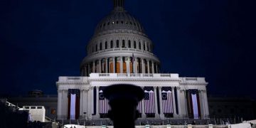 ئەمریکا دیسانەوە متمانە بە گرووپە تیرۆریستییەکان دەکاتەوە