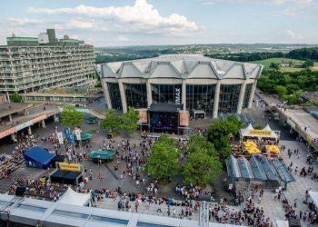 مۆسیقای ئێرانی لە زانکۆی بۆخۆمدا لێکۆڵینەوەی لەسەردەکرێت