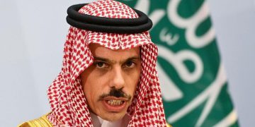 سعوودیە: هیوادارین سزا ئابوری و سەربازییەکانی ئێران کاریگەریی هەبێت