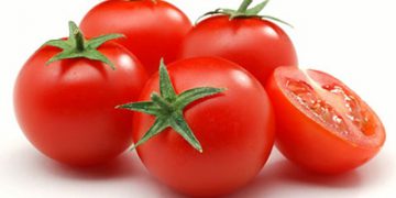 خواردنی تەماتە ئەگەری توشبوون بە شێرپەنجەی گورچیلە کەم دەکاتەوە