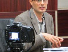 کتێبی «بنەماگەلی ئەدەبی چیرۆک»