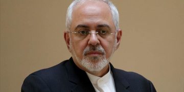 زەریف: کاتی گۆڕینی سیاسەتی ئەمریکا هاتووە