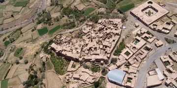 گوندی خەرانەق لە پارێزگای یەزدی ئێران، ئەو گوندەی لە ئەورووپا ناوبانگی لە ئێران زیاترە