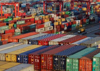 بازرگانی دەرەکی ئێران لە سێهەم مانگی ئەمساڵی کۆچی هەتاوی 8 ملیار دۆلاری تێپەڕاند