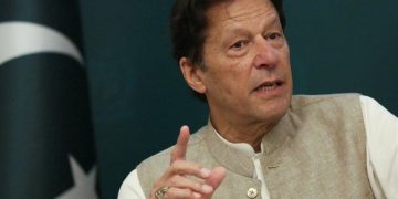 عومرانخان: ئەمریکا لە ئەفغانستان شکستی هێنا