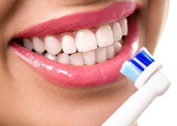 پێکهاتەیەکی ئاسان بۆ پاککردنەوەی ناو دەم