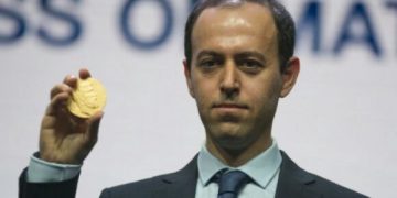 “کۆچەر بیرکار” لە ڕیزی ئاست‌بەرزترین زانایانی جیهان