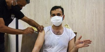 پێش و پاش بەکارهێنانی ڤاکسێنی کۆرۆنا چی بخۆین؟