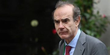 نێردەی یەکێتی ئەورووپا باس لە سەردانەکەی بۆ تاران دەکات