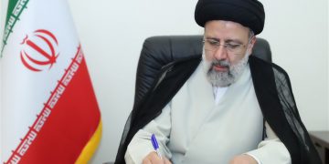 ناوی وەزیرەکانی کابینەی نوێی ئێران ڕادەستی پەرلەمان کرا