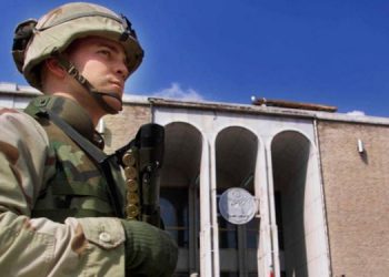 ڕۆیتەرز: کشانەوەی دیپلۆماتکارانی ئەمریکا لە ئەفغانستان دەستیپێکرد