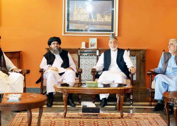 لە کۆبوونەوەی دوو کەسایەتی سیاسی ئەفغانستان و سەرکردەکانی تاڵیبان چی گوزەرا؟