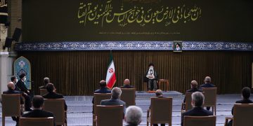 حکومەتی ئێستا و پێشووی ئەمریکا هیچ جیاوازییەکی نییە / پاڵپشتی لە گەلی ئەفغانستان دەکەین