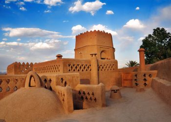 بەیاز، گوندێکی مێژوویی لە باشوری ڕۆژهەڵاتی ئێران