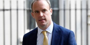 بەریتانیا: دەبێت دان بە ڕاستییەکانی ئێستای ئەفغانستاندا بنێین