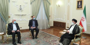 ڕەئیسی: حەشدی شەعبی پاڵپشتێکی گەورەیە بۆ ئاسایش و پێشکەوتنی عێراق