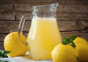 زۆرخواردنی شەربەتی لیمۆ زیانی هەیە