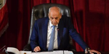 لوبنان داوا دەکات لە سزاکانی سوریا ببەخشرێت