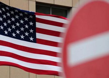 بلۆمبێرگ: ئێران قۆناغی زیاتربوونی گوشارەکانی ئەمریکای تێپەڕ کردووە