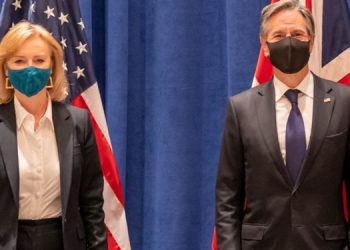 وەزیرانی دەرەوەی ئەمریکا و بەریتانیا لە سەر ئەفغانستان کۆبوونەوە