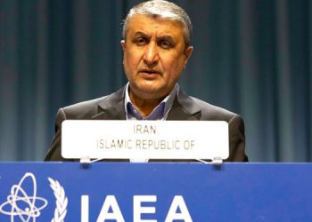 ئێران: ئەمریکا واز لە گەمارۆکان بێنێت و بۆ ڕێکەوتنی ناوەکی بگەڕێتەوە