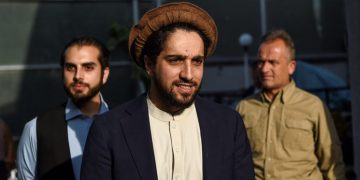 وتووێژی تەلەفوونی دوو ئەندامی کۆنگرێسی ئەمریکا لە گەڵ ئەحمەد مەسعود