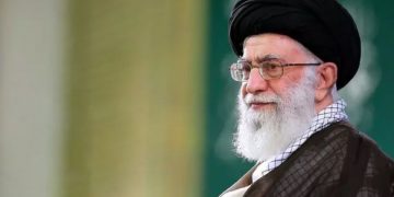 بە ڕەزامەندی ڕێبەری مەزنی شۆڕشی ئیسلامی ئێران عەلی لەندی کرایە شەهید