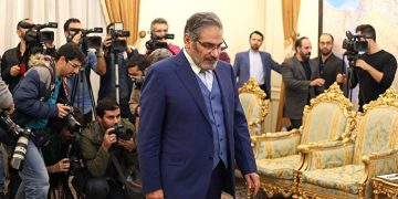 کۆبوونەوەی شەمخانی و بەرپرسەکەی سعوودیە بە درۆ خرایەوە