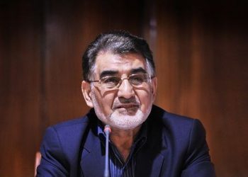 بازاڕی 1200 ملیار دۆلاریی ئێران و 15 وڵاتی دراوسێ