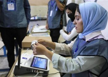 چەندین لایەنی سیاسی عێراق داوای هەژمارکردنەوەی دەستیی دەنگەکان دەکەن