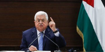 وەزیری دەرەوەی ڕژێمی زایۆنیستی: لە گەڵ مەحمود عەباس کۆنابمەوە