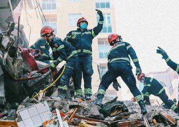 بە هۆی ڕووخانی بینایەکەوە لە جۆرجیا 9 کەس بوونە قوربانی