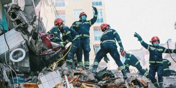 بە هۆی ڕووخانی بینایەکەوە لە جۆرجیا 9 کەس بوونە قوربانی