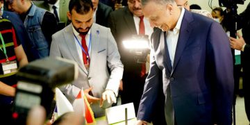 مستەفا کازمی: عێراقییەکان دەرفەتی گۆڕانکاری لە دەست نەدەن